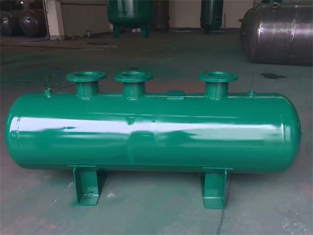 黑水黑水黑水蒸汽分气缸